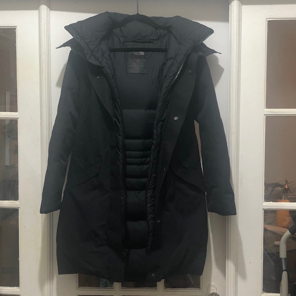 NORTHFACE WOMEN’S FAR NORTHERN WATERPROOF PARKA